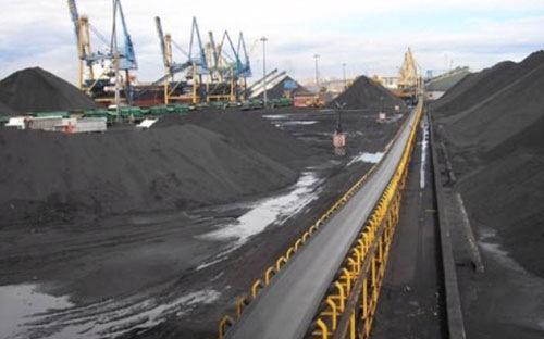 <b> </b>Đại diện TKV cho hay, riêng dải Khoái Châu - Tiền Hải dự tính khai thác được khoảng 42 tỷ tấn than.<br>