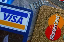 Việc sử dụng thẻ thanh toán quốc tế là một giải pháp an toàn và tiện ích.