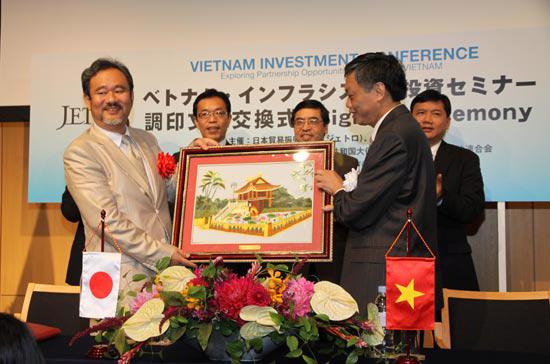 Lãnh đạo Petro Vietnam ký thỏa thuận hợp tác với đối tác Nhật Bản.