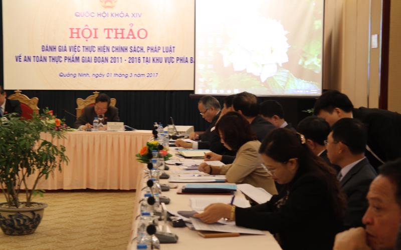 <span style="font-family: 'Times New Roman'; font-size: 15px;">Hội thảo đánh giá việc thực hiện chính sách pháp luật về an toàn thực phẩm giai đoạn 2011 - 2016 tại khu vực phía bắc được tổ chức tại Quảng Ninh, ngày 1/3.</span>