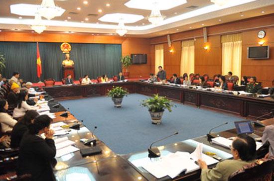 Đoàn đại biểu Quốc hội Hà Nội thảo luận tại tổ về dự án Luật Thủ đô.