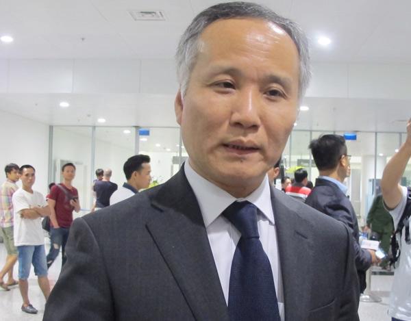Thứ trưởng Trần Quốc Khánh lo lắng cho số phận tôm Việt...
