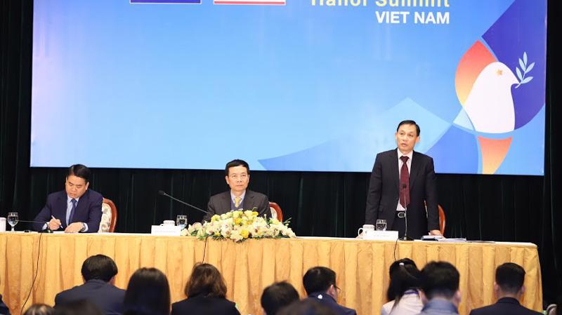 Thứ trưởng Bộ ngoại giao Lê Hoài Trung tại buổi  họp báo quốc tế diễn ra sáng 25/2 tại Hà Nội - Ảnh: Quang Phúc.