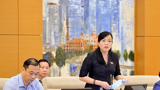 Trưởng ban Dân nguyện Nguyễn Thanh Hải báo cáo kết quả giám sát giải quyết kiến nghị của cử tri.