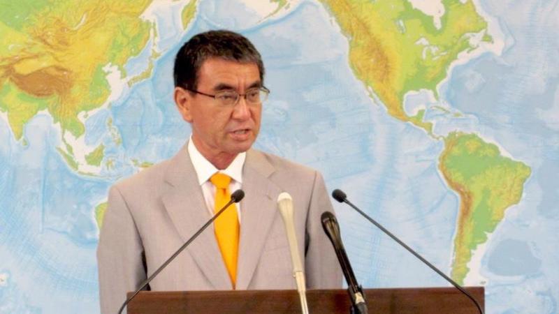 Bộ trưởng Ngoại giao Nhật Bản Taro Kono phát biểu tại cuộc họp báo - Ảnh: TTXVN.