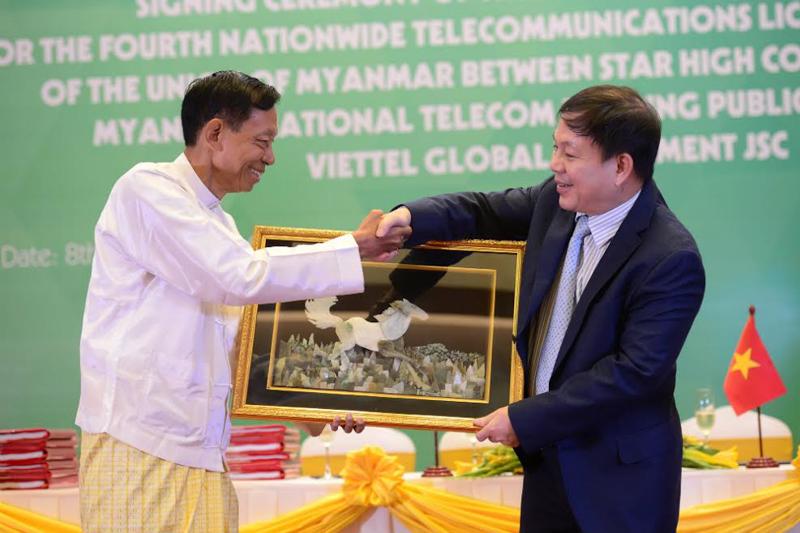 Viettel đã chính thức nhận giấy phép qua liên doanh Myanmar National Tele &amp; Communications Co.,Ltd.