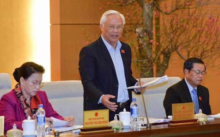 Phó chủ tịch Quốc hội Uông Chu Lưu cho rằng cần cân nhắc lại thẩm quyền của Thủ tướng ở điều 11.<br>