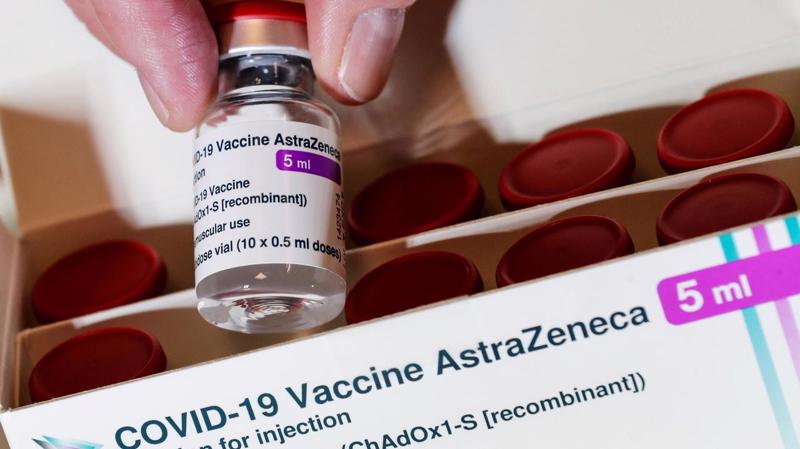 Vaccine Covid-19 của công ty AstraZeneca - Ảnh: Getty Images