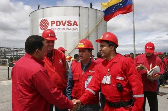 Trữ lượng dầu mỏ của Venezuela tính tới cuối năm 2011 vừa qua là 296,5 tỷ thùng, trong khi đó Saudi Arabia chỉ có 265,4 tỷ thùng. 