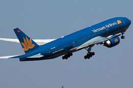 Vietnam Airlines sẽ hỗ trợ các thủ tục liên quan đến việc đặt chỗ, hoàn, hủy hoặc đổi vé cho tất cả hành khách trên các chuyến bay bị hủy, hoãn do bão Conson.