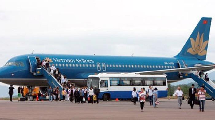 Vietnam Airlines điều chỉnh giảm chỉ tiêu doanh thu hợp nhất xuống còn 104,593 tỷ đồng, giảm gần 6,36% của mức 111.700 tỷ đồng được đại hội đồng cổ đông thường niên năm 2019 thông qua.