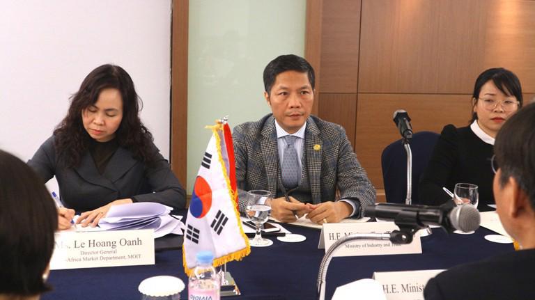 Việt Nam - Hàn Quốc đặt mục tiêu kim ngạch thương mại 100 tỷ USD năm 2020. 