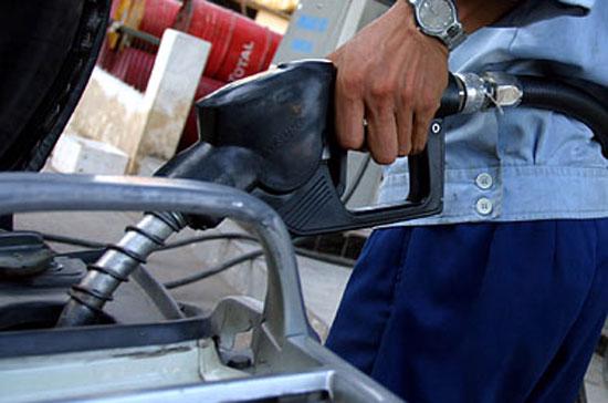 Năm 2011, ước tính lượng xăng dầu tiêu thụ tại thị trường nội địa chỉ tăng khoảng 8%.