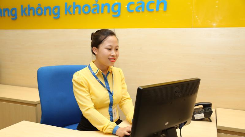 Chị Trịnh Thị Yến, Trưởng bộ phận Quản lý tín dụng tại PVcomBank Đông Đô là lứa đầu tiên của quỹ học bổng "Thắp sáng niềm tin".