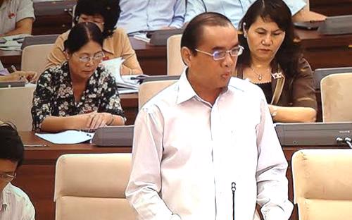 Phó thống đốc Nguyễn Đồng Tiến cho rằng nên quy định mức lãi suất cố định trong giao dịch dân sự.<br>