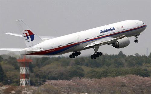 Chuyến bay MH370 của Malaysia Airlines từ Kuala Lumpur tới Bắc Kinh dự 
kiến sẽ đi trong 5 tiếng rưỡi đồng hồ, chỉ là một tuyến dạng ngắn đối 
với chiếc 777. Malaysia Airlines đã đặt thiết kế chiếc 777 có đủ chỗ cho
 282 hành khách trong khoang hạng doanh nhân và hạng thường - Ảnh minh họa.