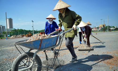 Ủy ban Giám sát tài chính Quốc gia nhận định năm 2015, kinh tế Việt Nam sẽ tiếp tục xu thế phục hồi tăng trưởng - Ảnh: VnExpress.<br>