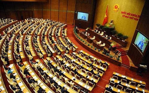 Theo điều 32 của dự thảo luật, Ủy ban Mặt trận Tổ quốc Việt Nam có quyền đề nghị bãi nhiệm đối với đại biểu Quốc hội, đại biểu hội đồng nhân dân vi phạm pháp luật nghiêm trọng hoặc không còn được cử tri, nhân dân tín nhiệm theo quy định của pháp luật.