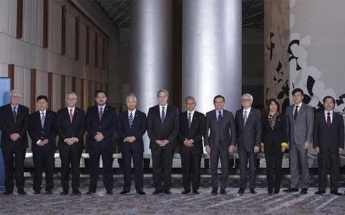 Các bộ trưởng tham gia đàm phán TPP tại Atlanta ngày 1/10/2015 - Ảnh: Reuters.<br>