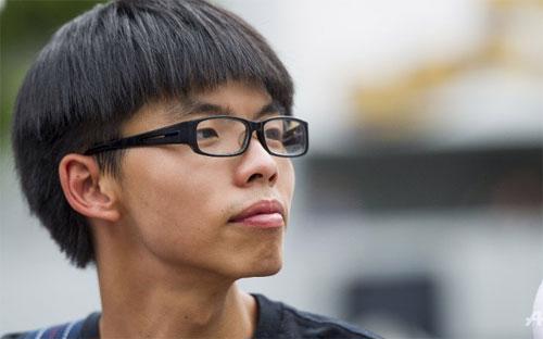 Joshua Wong, trưởng nhóm Scholarism, một trong các thủ lĩnh sinh viên Hồng Kông biểu tình.<br>