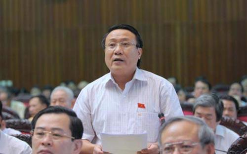 Theo đại biểu Hà Sỹ Đồng, một số quy định tại dự thảo luật vẫn theo lối mòn trong tư duy lập pháp.
