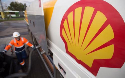 Mua lại BG Group đồng nghĩa với trữ lượng dầu và khí đốt đã được phát hiện của Shell tăng thêm 25%, và sản lượng của hãng tăng thêm 20% - Ảnh: Bloomberg.<br>