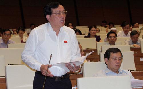 Viện trưởng Viện Kiểm sát Nhân dân tối cao Nguyễn Hòa Bình.