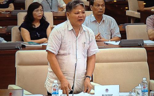 Bộ trưởng Hà Hùng Cường cũng tán thành bỏ quy định giới hạn số chữ cái khi đặt tên.