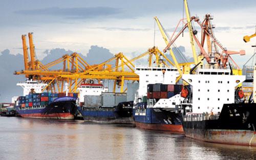 Xuất khẩu, đặt biệt ở các doanh nghiệp sản xuất có vốn đầu tư nước ngoài sẽ thúc đẩy tăng trưởng cho Việt Nam. 