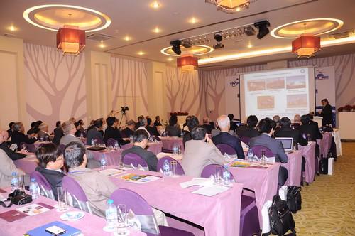 Hội thảo có sự tham gia của 120 đại biểu, với 70 nhà khoa học Việt Nam, 
16 chuyên gia Nga và những người quan tâm đến lĩnh vực công nghệ hạt 
nhân.