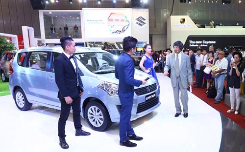 Ertiga được Suzuki Việt Nam nhập khẩu nguyên chiếc từ Ấn Độ.