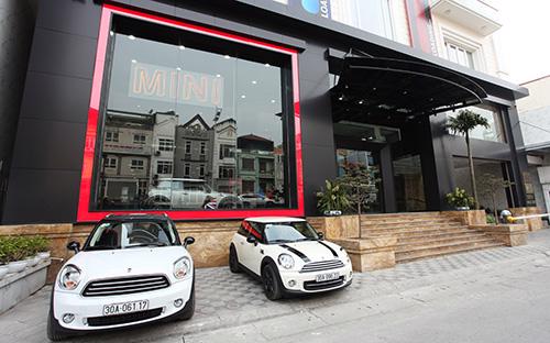 Showroom MINI đầu tiên tại Hà Nội hiện mới chỉ có chứng năng trưng bày và bán hàng, chưa cung cấp các dịch vụ sau bán hàng.<br>