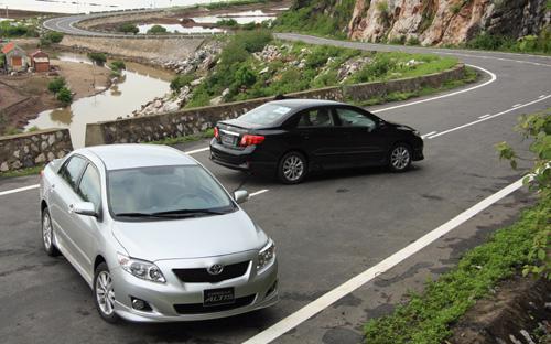 18 năm có mặt tại thị trường Việt Nam, Corolla Altis đã trải qua 5 lần 
cải tiến và nâng cấp. Trong đó, lần thay đổi mạnh mẽ nhất với thế hệ 
được coi là “all new” diễn ra cách đây 6 năm, vào năm 2008.
