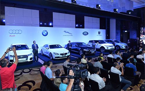 VIMS 2015 là kỳ triễn lãm đầu tiên của riêng khối các nhà nhập khẩu và phân phối ôtô chính hãng tại thị trường Việt Nam. 