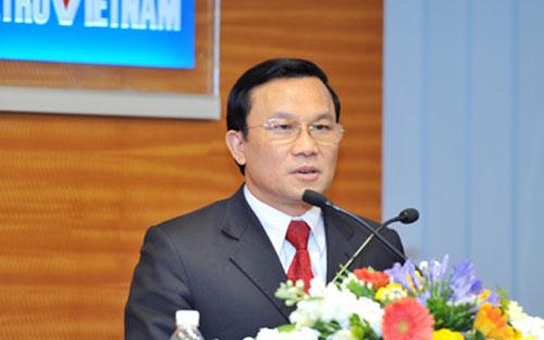 Thứ trưởng Bộ Tài chính Trần Văn Hiếu sinh năm 1960 tại Thái Bình, có học vị tiến sỹ.<br>