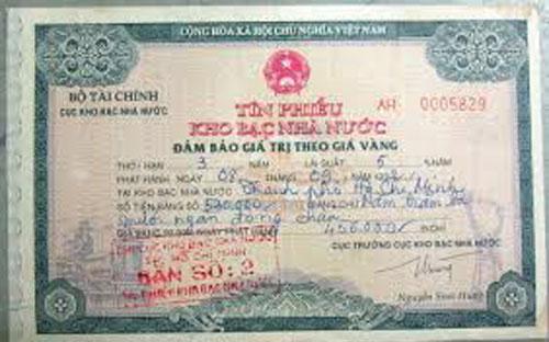 Tín phiếu Kho bạc Nhà nước là trái phiếu Chính phủ có kỳ hạn dưới một
năm do Bộ Tài chính phát hành để bù đắp tạm thời Ngân sách Nhà nước và
là một công cụ quan trọng để Ngân hàng Nhà nước điều hành chính sách
tiền tệ.