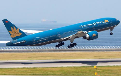 Cả Vietnam Airlines và Cục Hàng không đều xác nhận thông tin về việc hai nhân viên của hãng này bị bắt giữ tại Hàn Quốc vì mang theo vàng mà không khai báo.<br>