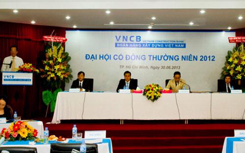Ngày 30/6/2013, đại hội đồng cổ đông thường niên của VNCB đánh dấu sự thay đổi lớn từ tiền thân là Ngân hàng Đại Tín, vốn điều lệ tăng mạnh từ 3.000 tỷ đồng lên 7.500 tỷ đồng, với sự tham gia của Tập đoàn Thiên Thanh.<br>
