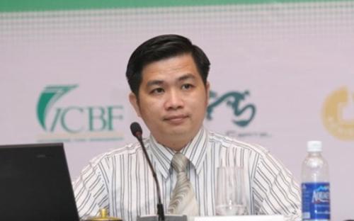 Ông Sơn sinh năm 1973, là thạc sỹ tài chính. Trước khi được bổ nhiệm vị trí này, ông là Phó tổng giám đốc Hoàng Anh Gia Lai. <br>