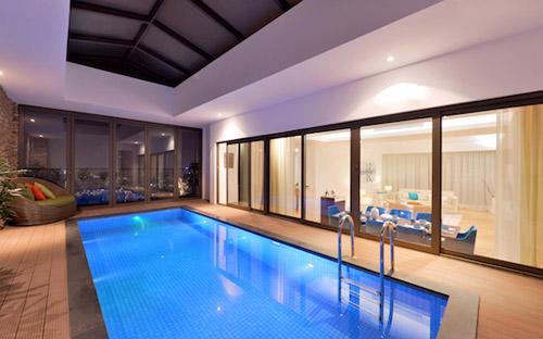 Dự án Indochina Plaza Hanoi (Xuân Thuỷ, Hà Nội) với căn Penthouse có bể bơi trong nhà.