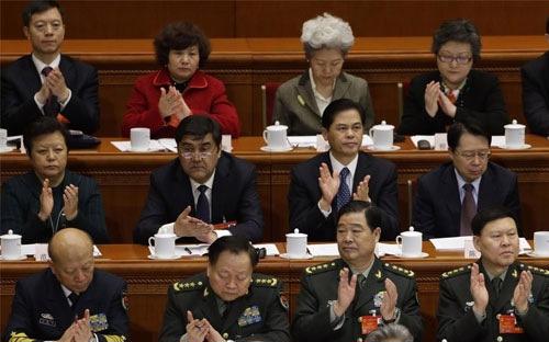 Việc đưa ra những quy định như vậy là một nỗ lực nhằm tránh tình trạng 
các đại biểu Quốc hội tới họp ở Bắc Kinh trong những ngày tháng 3 này bị
 dư luận “soi” về ăn mặc và hành vi.