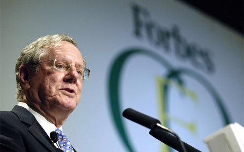 Ông Steve Forbes, Chủ tịch kiêm Tổng biên tập Forbes - Ảnh: Bloomberg.<br>