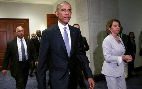 Tổng thống Mỹ Barack Obama tới Hạ viện Mỹ ngày 12/6 để kêu gọi bỏ phiếu ủng hộ TPA - Ảnh: Reuters/WSJ.<br>