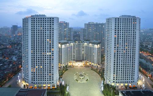 Vinhomes Royal City hiện đang là một trong những khu căn hộ hạng sang tại Hà Nội, hội tụ những dịch vụ tiện ích đồng 
bộ.
