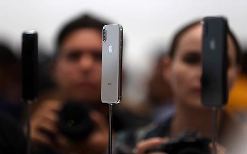 Apple được dự báo sẽ bán ra khoảng 130 triệu chiếc iPhone X trong 2 năm tới - Ảnh: Getty Images.<br>