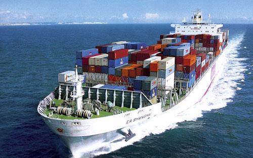 Theo Cục Hàng hải Việt Nam, đến tháng 10/2014, có khoảng 40 hãng tàu 
biển nước ngoài đang hoạt động kinh doanh tại Việt Nam, đảm nhận khoảng 
88% khối lượng hàng hóa xuất nhập khẩu.
