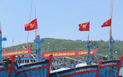 Mặc dù đã thả các ngư dân, song phía Trung Quốc vẫn tịch thu tàu cá Quảng Ngãi số hiệu QNg 94912 TS và toàn bộ ngư cụ - Ảnh minh hoạ.<br>