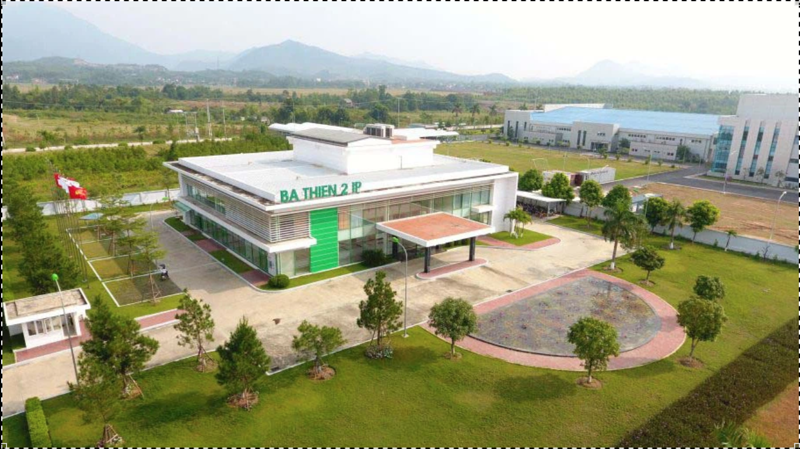 Từ mười năm nay, Khu công nghiệp Bá Thiện II tại Vĩnh Phúc đã trở thành "ngôi nhà thứ hai" của nhiều nhà đầu tư nước ngoài khi đến Việt Nam làm ăn