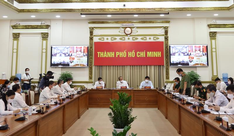 Phó Thủ tướng Thường trực Trương Hoà Bình chủ trì cuộc họp với lãnh đạo TP.HCM về công tác phòng, chống dịch Covid-19 trên địa bàn thành phố.