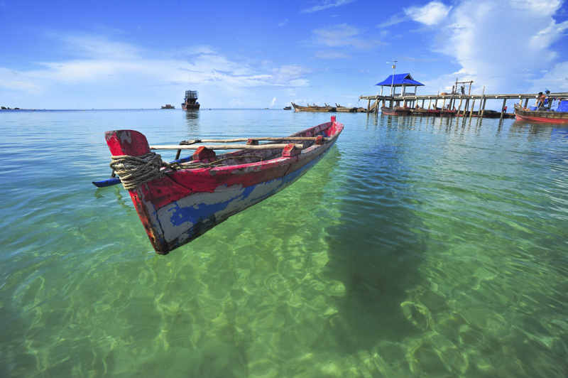 Indonesia muốn khôi phục ngành du lịch mặc cho các chuyên gia cảnh báo về một đợt dịch đang trên đà bùng phát.